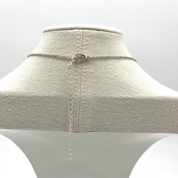 Flower Pendant Necklace‎ Mother of Pearl Style Adjustable Chain Silver Toe - Picture 3 of 6